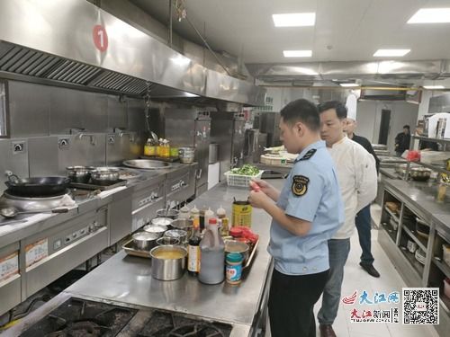 抚州崇仁县 开展餐饮环节食品安全专项检查